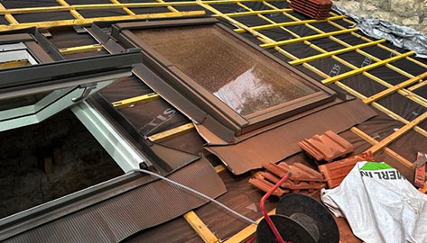 Expert en renovation de toiture en tuile, ardoise ou zinc à Sannois (95110) dans le Val d'Oise.